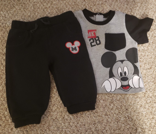 Disney Baby Short Sleeve T-Shirt & Sweatpants Size 6/9 M