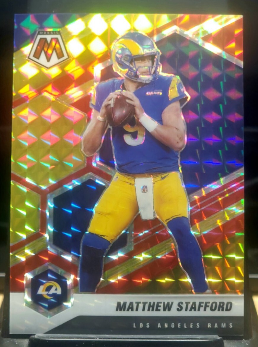 2021 Panini Mosaic Yellow Red Choice Fusion Prizm #116 Matthew Stafford /80