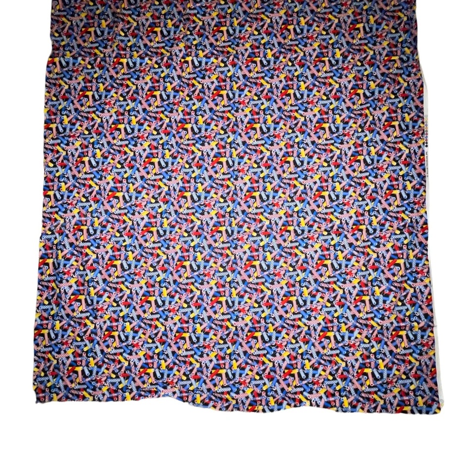 New David Textiles 2.1 Yards Patriotic Fire Cracker Fabric Material Fireworks - Image 3 of 3