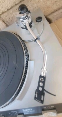 Technics SL-3300 Direct Drive Turntable Record PLAYER Works But