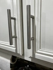 Brushed Nickel Cabinet Door Handles, Drawer Pulls, Excellent Condition.