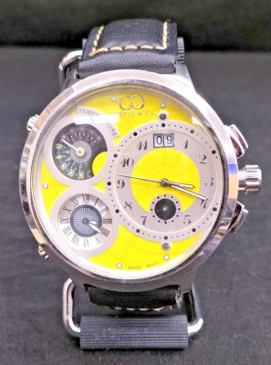 Curtis & Co. BIG TIME WORLD THREE TIME ZONE wristwatch 50mm 30m waterproof