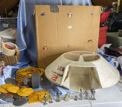 1966 MATTEL "Lost In Space" Switch N Go Jupiter 2 Playset in Orig Shipping Box