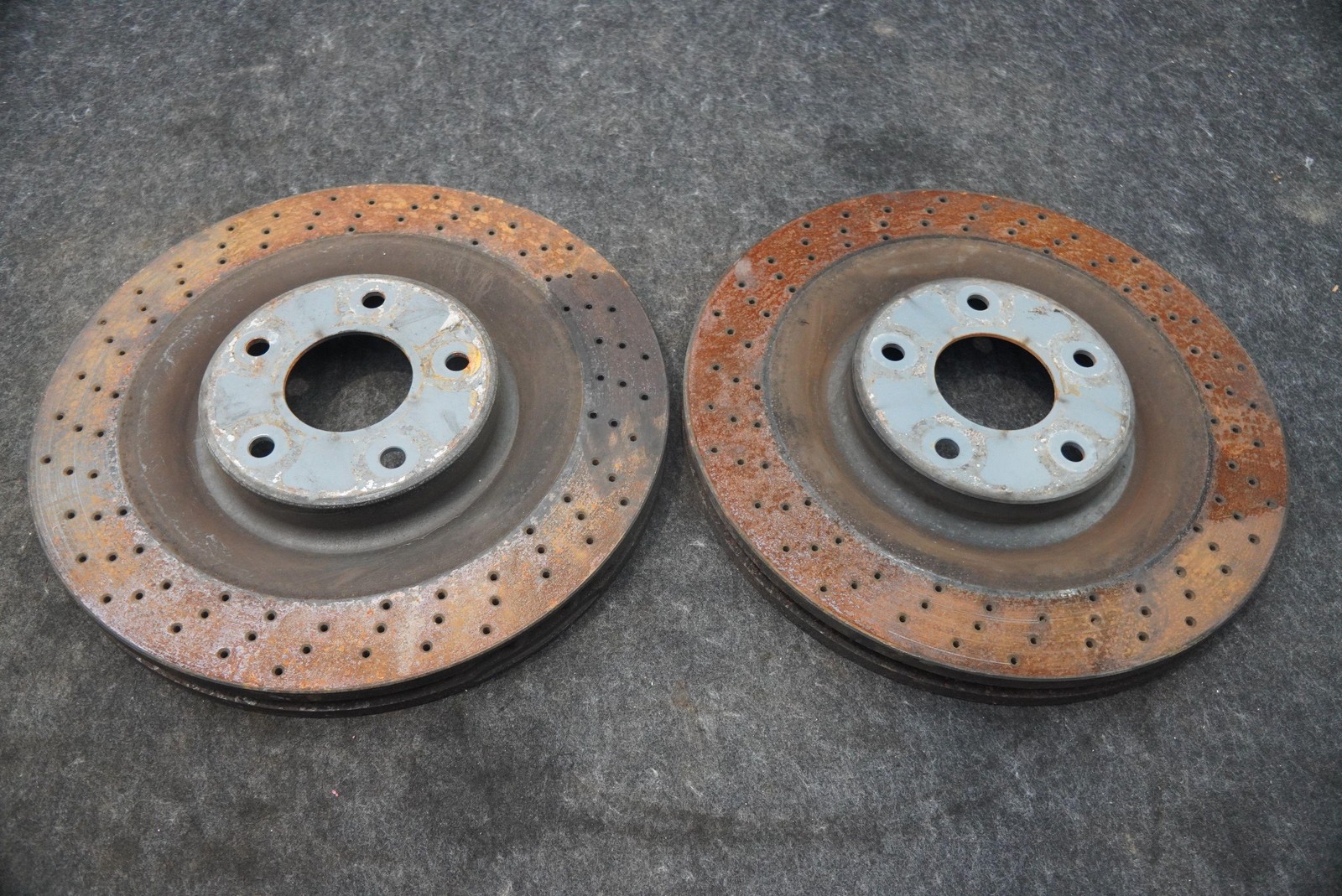 Set 2 Front Right Left Disc Brake Rotor Drilled Chevrolet Corvette Z06 C6 2011