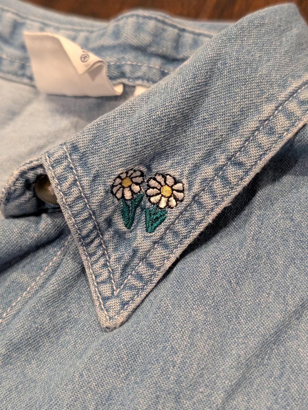 Bobbie Brooks Shirt Womens XL Denim Blue Embroidered Cute Cottagecore Granny