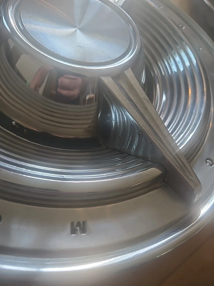 62 Pontiac Bonneville 1962 tapacubos cubiertas de rueda tapacubos 14" spinner OEM GM bonito Foto 3 de 4