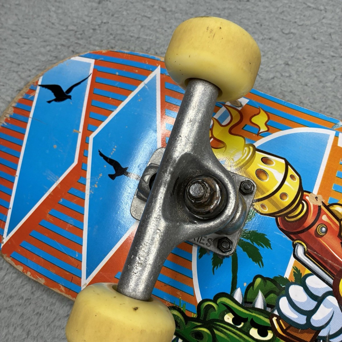 Vintage World Industries Flame Boy V.S Wet Willy Skateboard