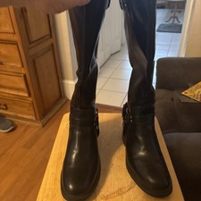 Women's Knee High Riding Boots Black Leather, Size 10 US Wide At Calf.