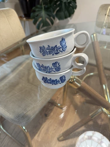 Vintage Pflatzgraff  Stoneware Mugs Set Of 3 With Blue Floral Design