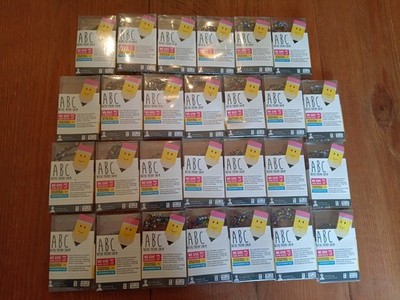 27x ME to WE Rafiki Armbänder versiegelt Großpackung mehrfarbig Neu aus altem Lagerbestand kostenlos die Kinder
