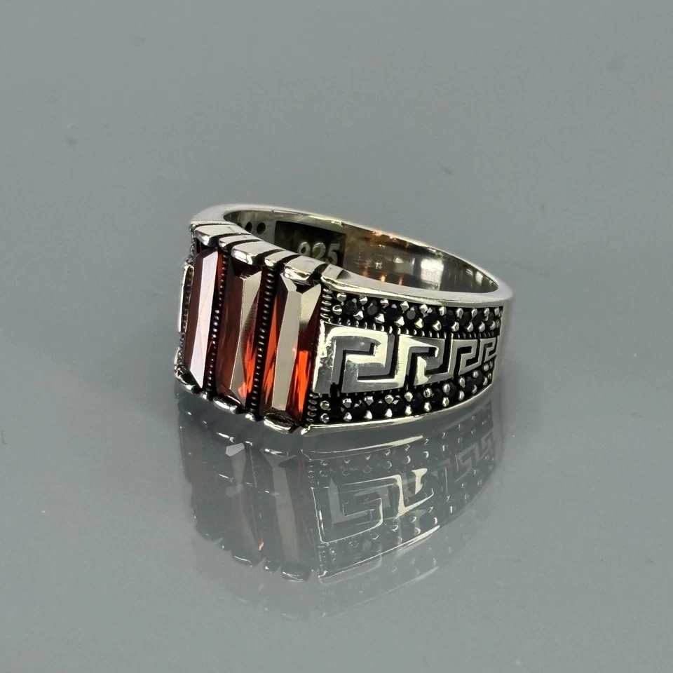 Garnet 925 Sterling Silver Men’s Ring with Greek Key Design - Image 3 of 4