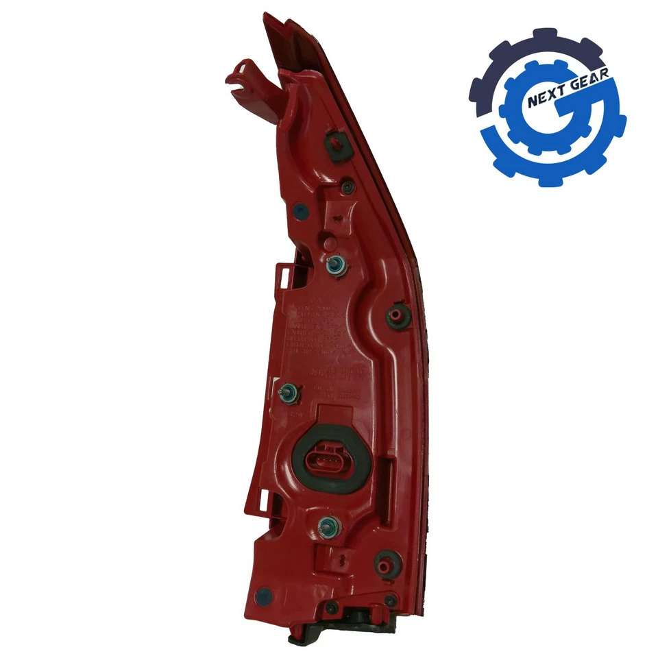 OEM GM Left LED Tail Light Assembly for 2013-2018 Cadillac ATS 23262481 - Image 2 of 4