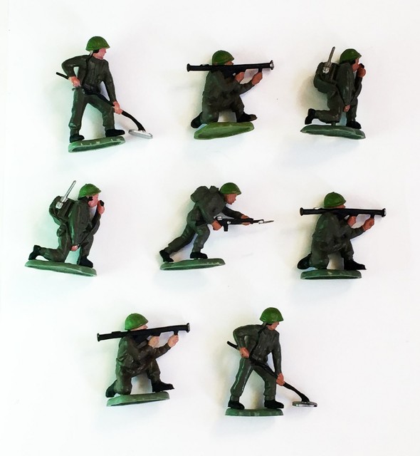 BRITAINS British Khaki Infantry Lot Vintage 54mm Plastic Toy Soldier eBay