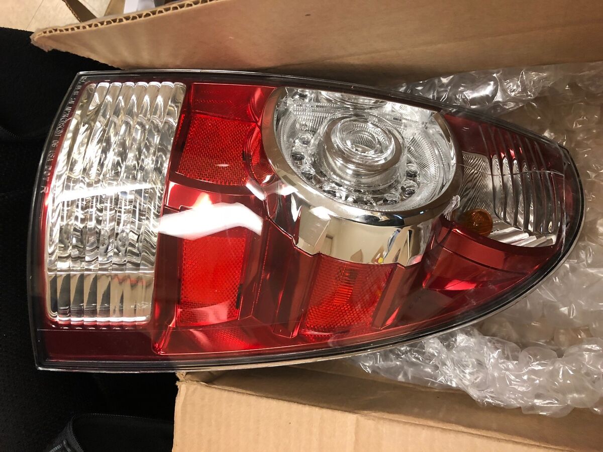 Genuine Toyota Lamp Assy, RR combination RH 81550-04160 | eBay