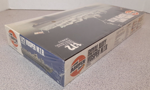 Airfix Royal Navy Vosper M.T.B. R.N. 1:72 model Kit #05280 Series 5 - Picture 4 of 7