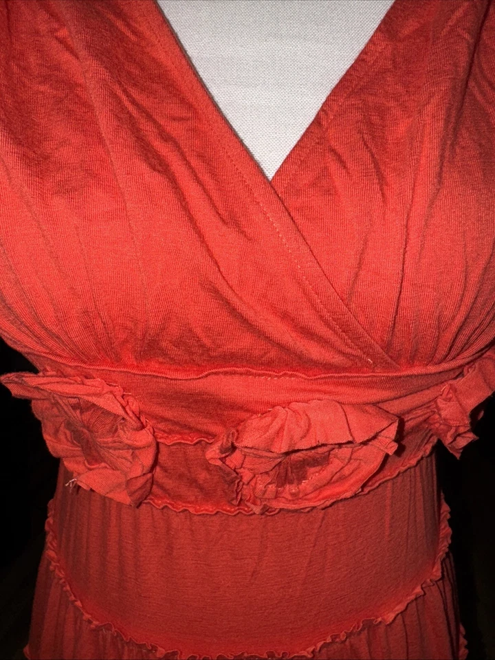 Vestido ajustado y acampanado de jersey elástico rojo profundo rojo profundo de sangría Foto 2 de 4