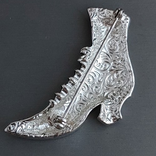 1928 Victorian Style Ladies Boot Brooch Pin Shiny Silver Tone 1.75” - Picture 3 of 4