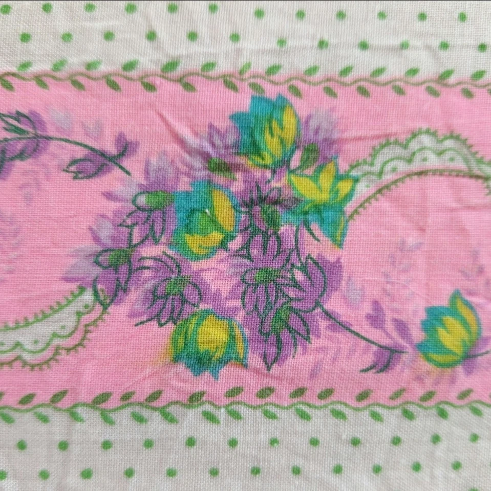 手工制作粉色花卉波卡多条纹毛毯带钩针边 70x42 英寸 — 第 2/4 张图片