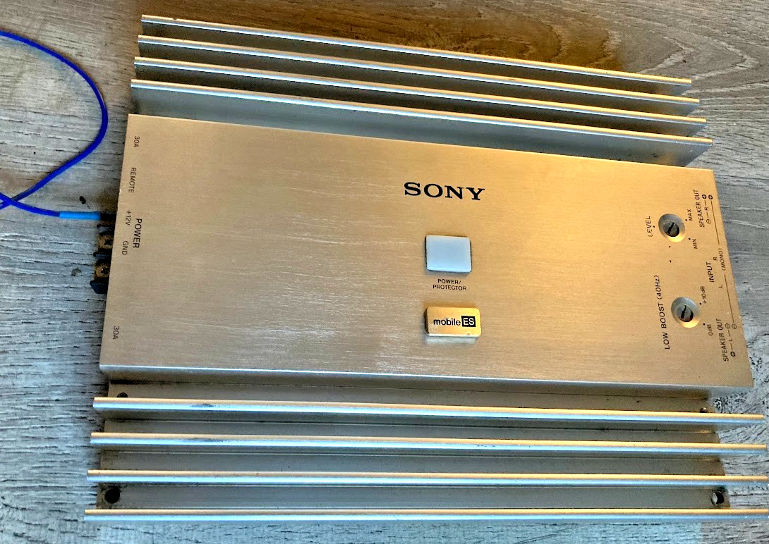 Sony Mobile ES XM-2100g Rare Japan Dual Mono design SQ Amplifier