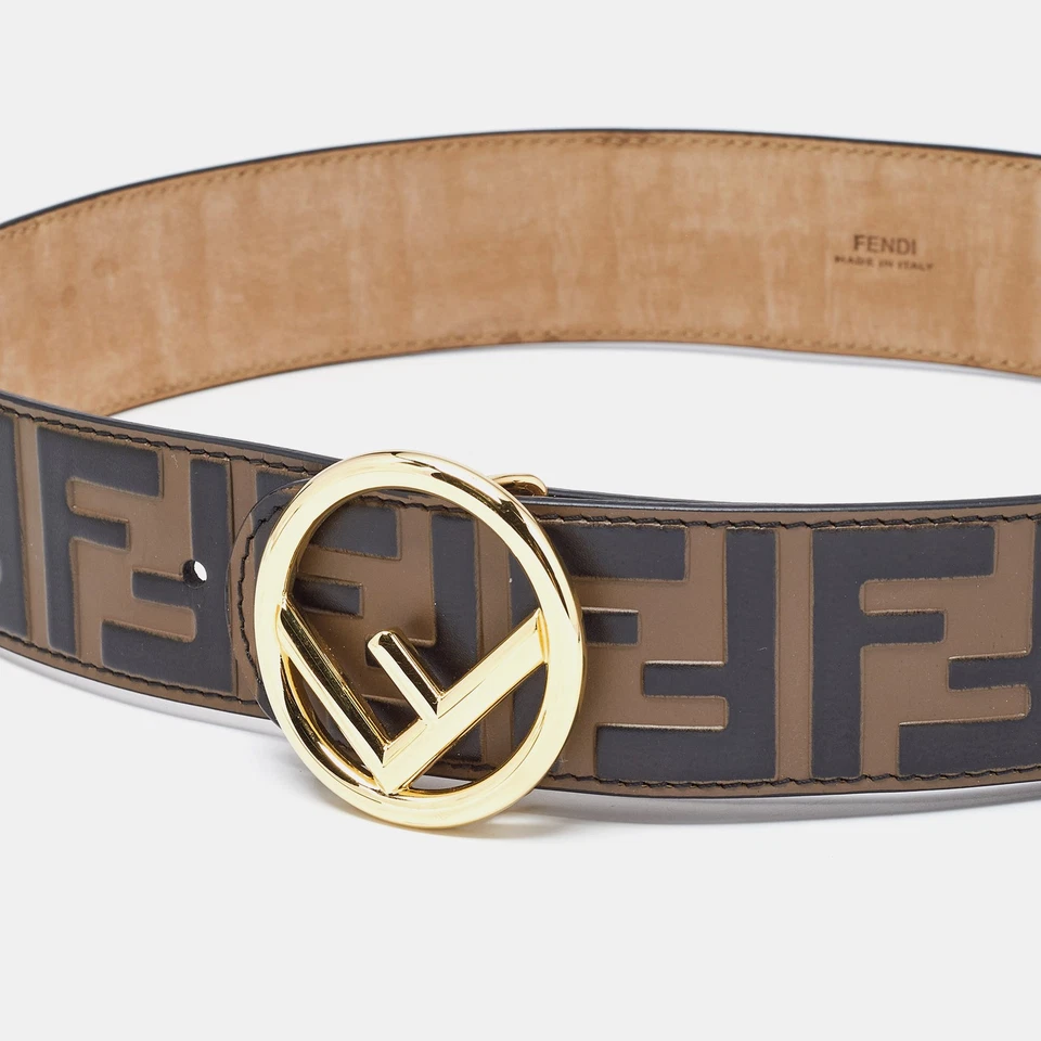 Cinturón Fendi Marrón/Negro Zucca Cuero Repujado Hebilla F 75 CM Foto 3 de 4