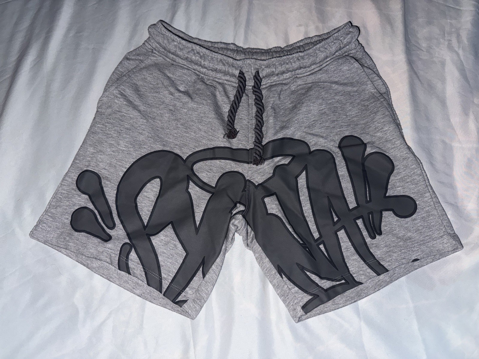 Syna World Grey Shorts and T-Shirt Set Size Small image 6