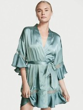 New Victoria's Secret Flounce Teal Satin Robe size M/L  read 