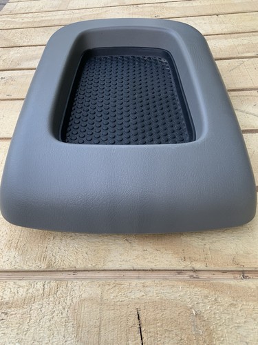 2003-2007 Chevy Silverado Tahoe Suburban Sierra Yukon Center Console Lid Lt Gray - Picture 2 of 9