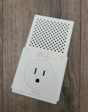 TP-Link TL-PA7010P US Passthrough Powerline Adapter AV1000 Mbps, Model PA7010