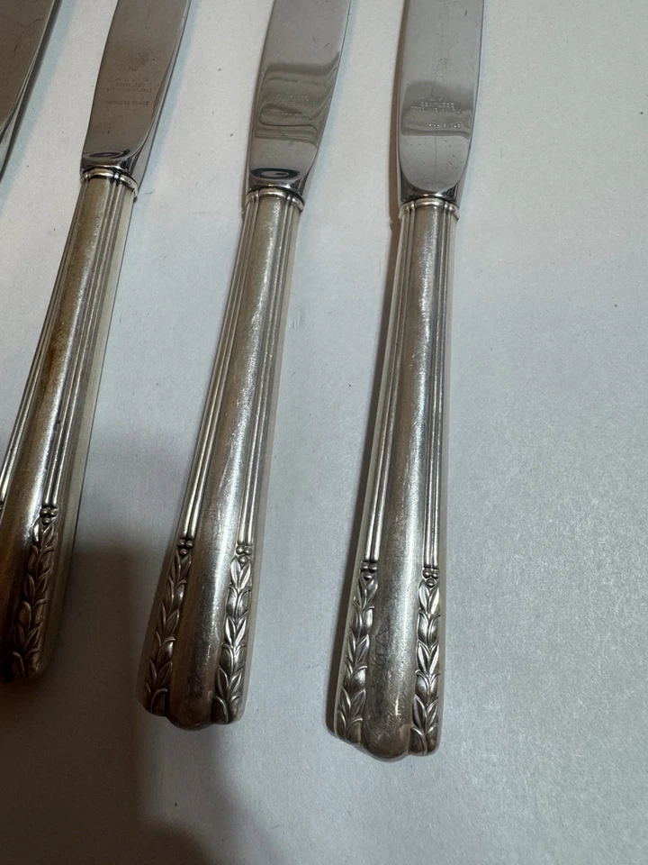 6 cuchillos de cena de plata de ley Alvin Chapel Bells Foto 2 de 4