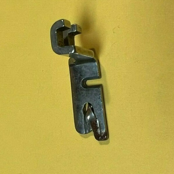 Vintage Singer Simanco Rolled Hemmer Foot 120855 | eBay