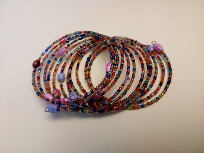 Schlangenarmband mit kleinen Perlen ca. 11 Umdrehungen