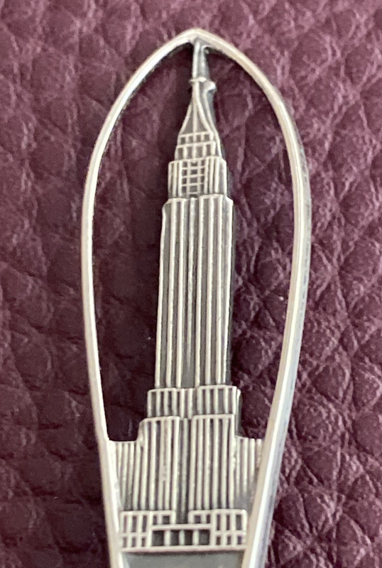 New York Empire State Building Cutout Design 4 3/8" Sterling Souvenir Spoon 8.5g