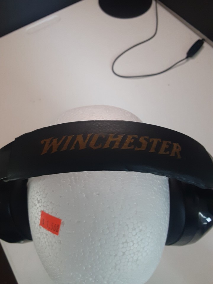 Winchester Noise Reducing Ear Muffs Protection for Hunting / Shooting