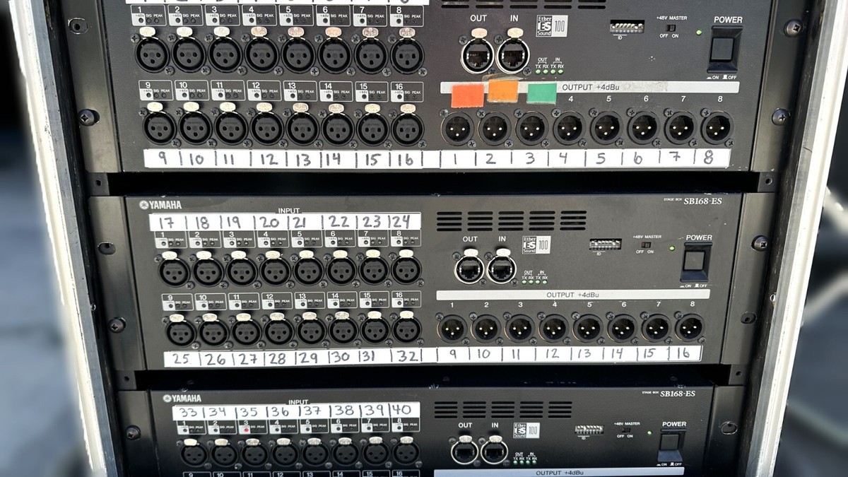 Yamaha SB168-ES デジタルミキサー(ステージボックス) Yamaha SB168-ES Stage Box for M7CL and LS9 Mixers