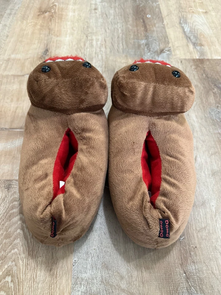 Zapatillas de casa vintage 2011 Y2K Domo Kun RARAS marrón dibujos animados talla mediana 8/9 Foto 2 de 4