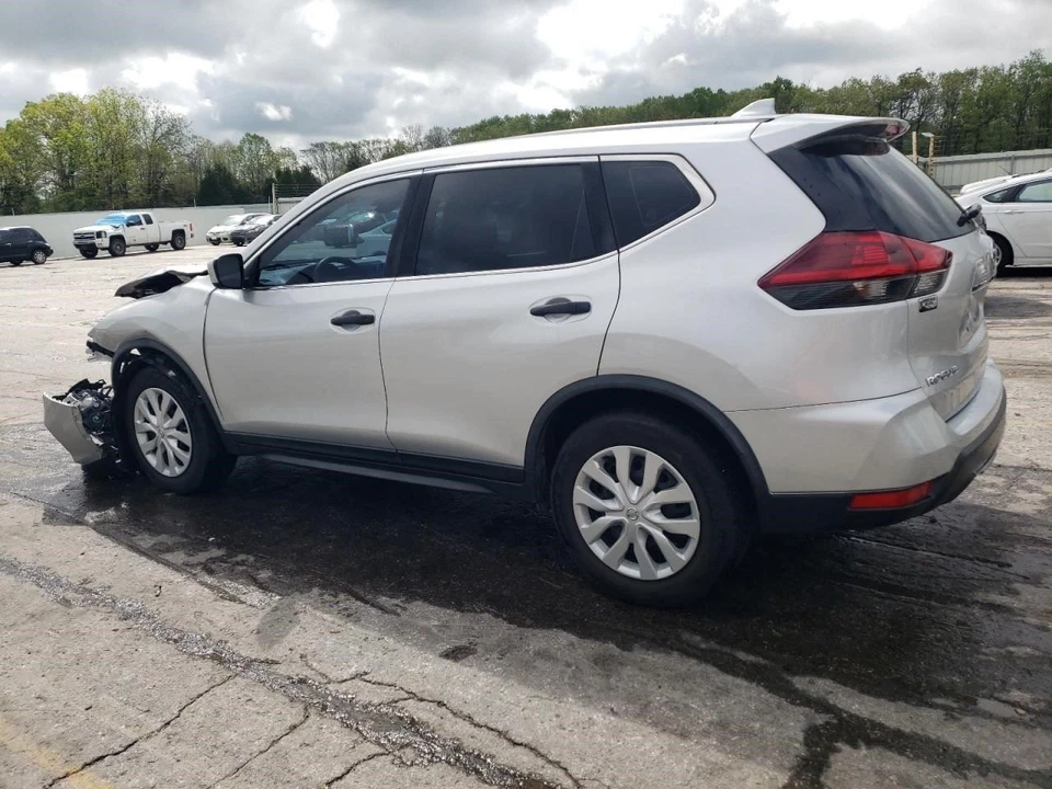 2018 2019 2020 NISSAN ROGUE Fuel Filler Door  Foto 3 de 4