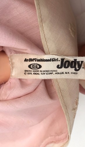 Vintage IDEAL 9" Jody Doll - "The Country Old Fashioned Girl" - 1975 - Picture 11 of 13