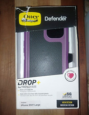 OtterBox Defender Series Hard Case for Apple iPhone 2021 Large Purple/Black
