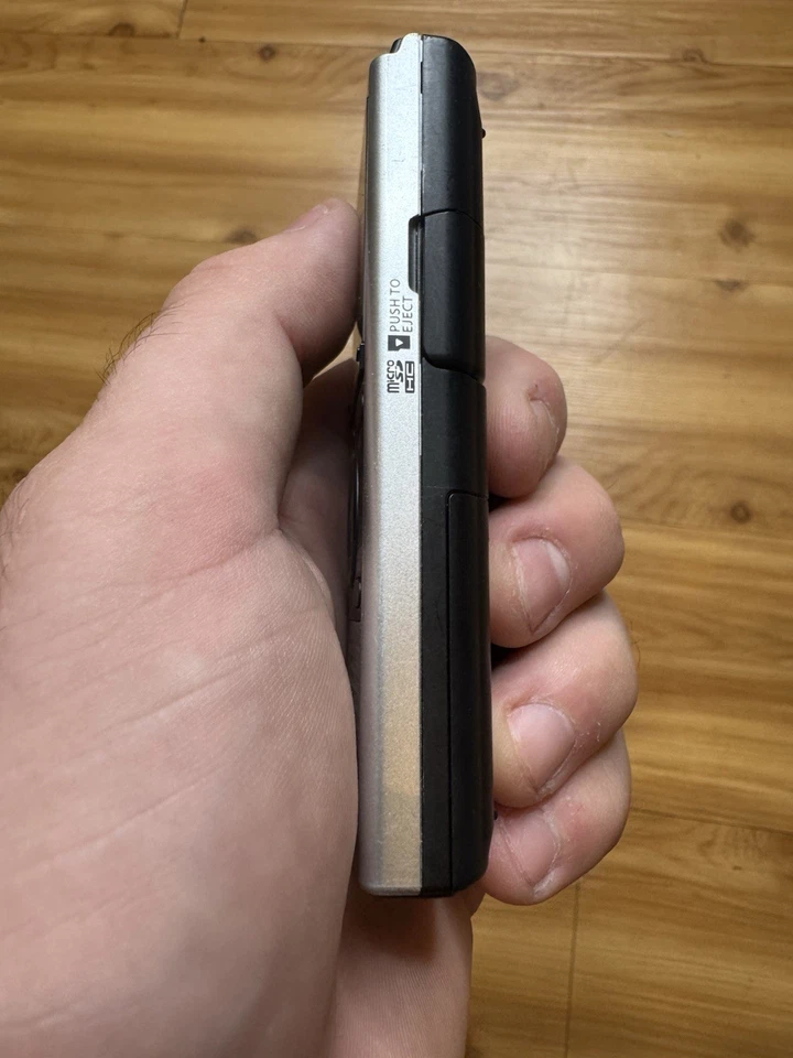 Olympus VN-722PC Digital Voice Recorder Dictation Machine Silver Black - Image 3 of 4