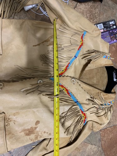 Vintage Native American leather fringe jacket with ripped top Right shoulder M - Picture 17 of 18