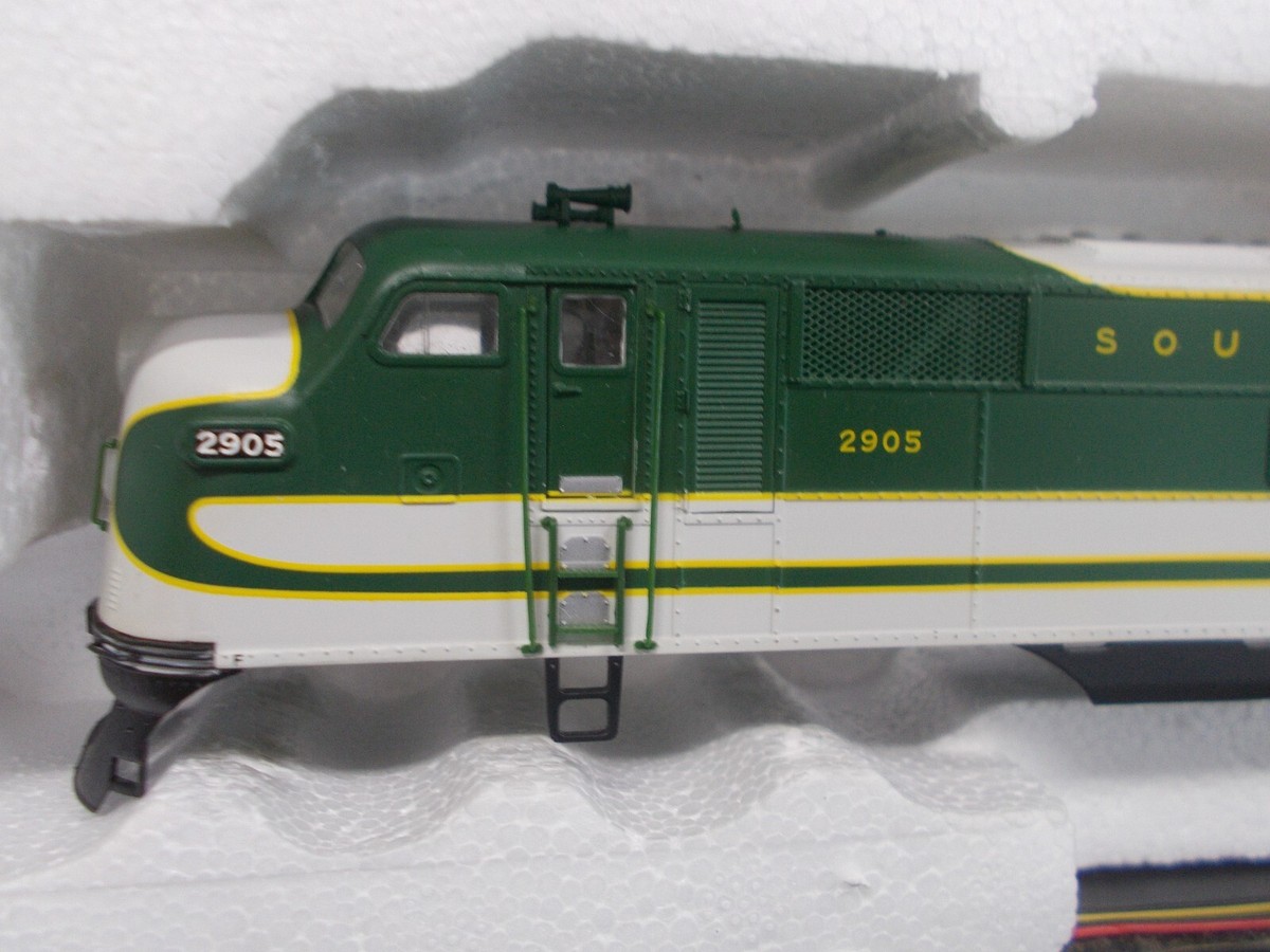 PROTO 2000 PB & E7B Locomotive HOスケール　２箱 $_57.PNG?set_id=880000500F