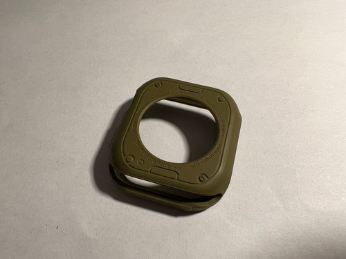 Spigen 062CS24469 Boîtier Armure Robuste pour Apple Watch 4 - Vert Olive - Photo 2 sur 2