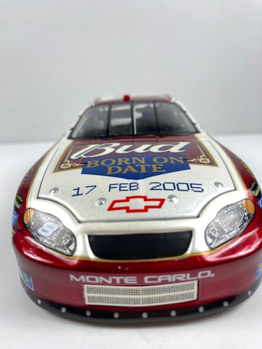 Dale Jr #8 Budweiser Duel at Daytona Born on Feb 17 '05 Monte Carlo 1/24 Diecast - Picture 8 of 16