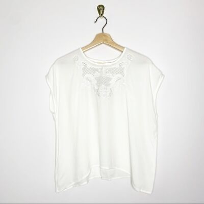 Line & Dot Embroidered Blouse Size Small