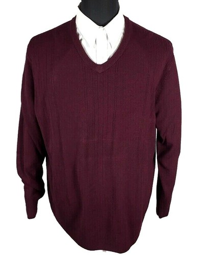 Dockers Mens V-neck pull over sweater 