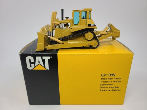 MAQUETTE CATERPILLAR D9 R Bulldozer NZG N°233 1/50 Neuve Dans Son Emballage. EUR 99,00 - FR