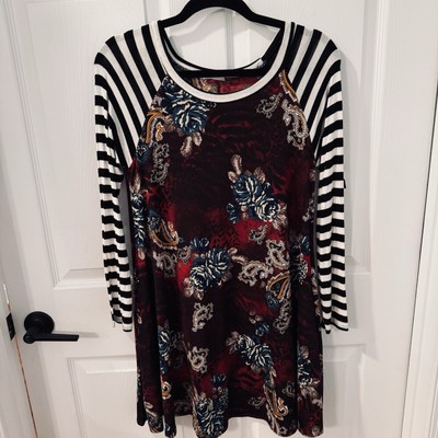Filly Flair T-shirt Dress Black & White Sleeve Floral A-line Flare Grunge Sz S