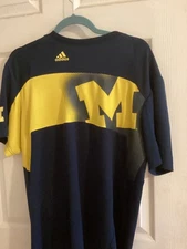 Adidas MICHIGAN WOLVERINES Blue Maize Logo ClimaLite Large Performance Top Lrg