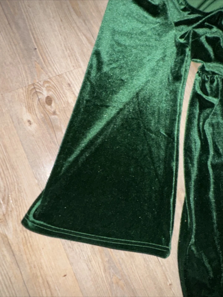 Vestido Babydoll ModCloth Terciopelo Verde Esmeralda Vacaciones Manga Campana Talla Mediana Usado en Excelente Condición Foto 4 de 4