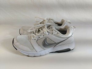 Nike Womens Air Max Motion 819957-100 White Running Shoes Lace Up Size 7.5  | eBay